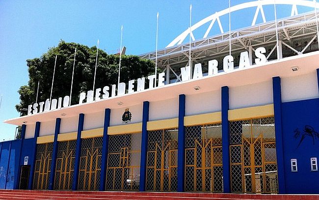 Estadio-Presidente-Vargas
