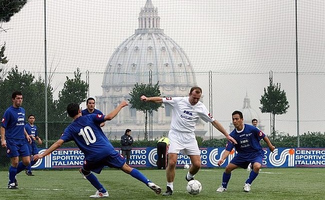 Clericus Cup: papado de Bento XVI enxergou no futebol um meio evangelização (Fotos: Divulgação)