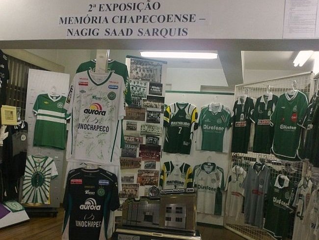 Camisas-do-Chapecoense-2 Camisas-do-Chapecoense-2