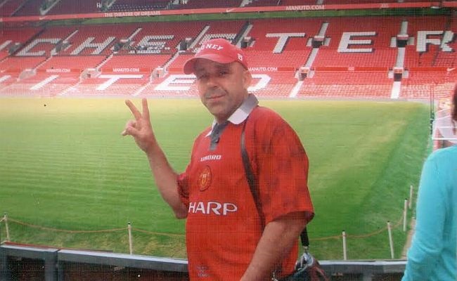 Marin Zdravkov, de 51 anos, conseguiu na Justiça mudar seu nome para Manchester United (Foto: Acervo pessoal)