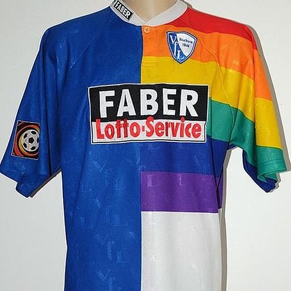 O uniforme do Bochum de 1998-99 é considerado um dos mais feios da história (Foto: Divulgação)