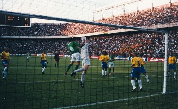 Nas duas vezes em que sediou a Copa América, a Bolívia chegou à final, como em 1997 (Foto: Divulgação)