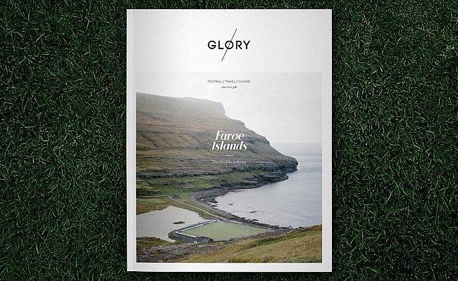 A revista inglesa Glory estampou na 1ª edição o futebol das Ilhas Faroé (Foto: Glory Magazine)