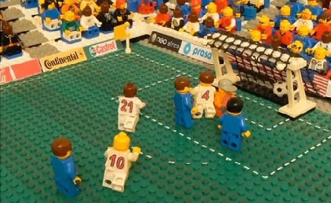Cineasta faz vídeos de futebol com Lego