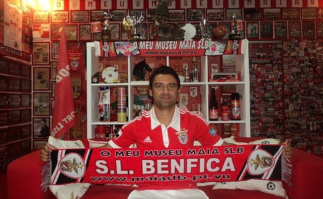 Torcedor tem museu particular do Benfica