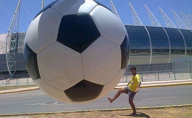 Verminosos celebra sede da Copa de 2014