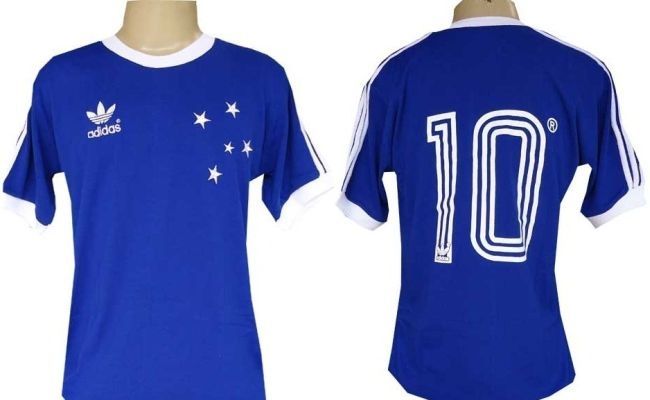 28 camisas retrô do Cruzeiro de 1921 a 1993
