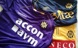 Camisas de Germano Vale Filho chamam a atenção quando vistas por holandeses (Foto: Acervo pessoal)