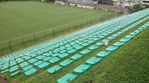 O estádio do J. Malucelli tem capacidade de 4,2 mil lugares (Foto: Rafael Luis Azevedo/Verminosos por Futebol)