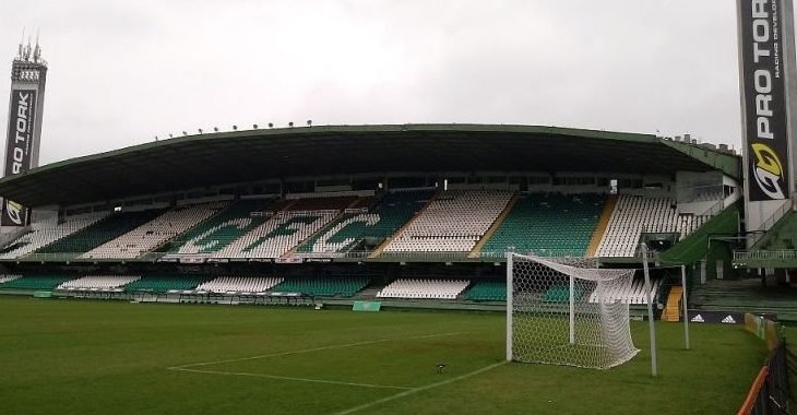 Grupo de torcedores pesquisadores faz estudos sobre a história do Coritiba