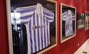 O J. Malucelli preserva bem sua história (Foto: Rafael Luis Azevedo/Verminosos por Futebol)