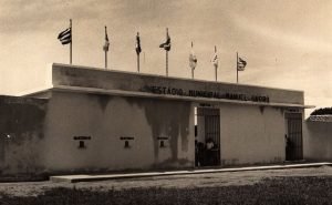 Antigo estádio do Floresta foi inaugurado em 1965 (Foto: Acervo José Renato Sátiro Santiago Júnior)