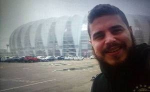 Lucas levou cinco anos para visitar os 12 estádios (Foto: Acervo pessoal)