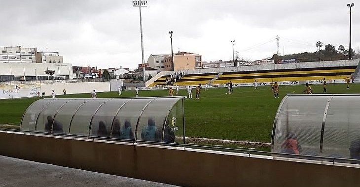 Ele atravessou o Atlântico para ver a AD Fafe. E duas vezes em um ano!