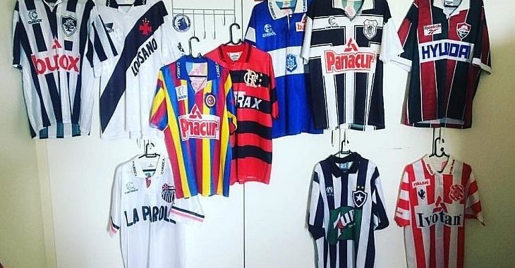 Colecionador está reunindo camisas de todos os times do Campeonato Carioca de 1995