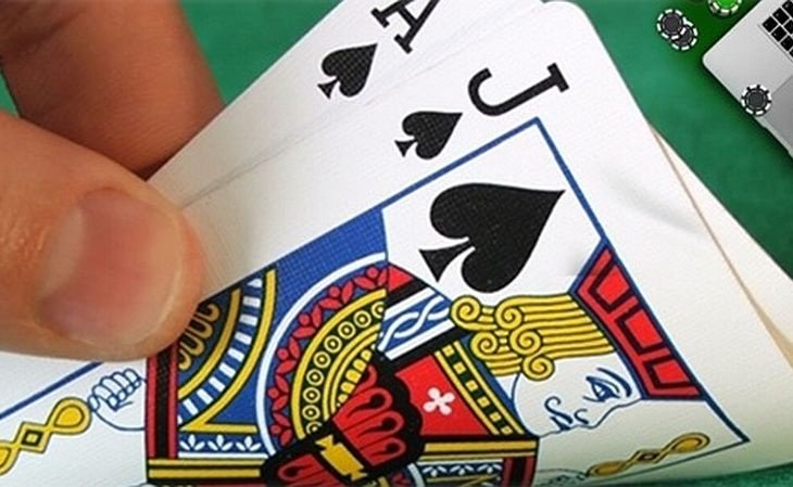 O que é Blackjack? Entenda como é esse jogo de cartas