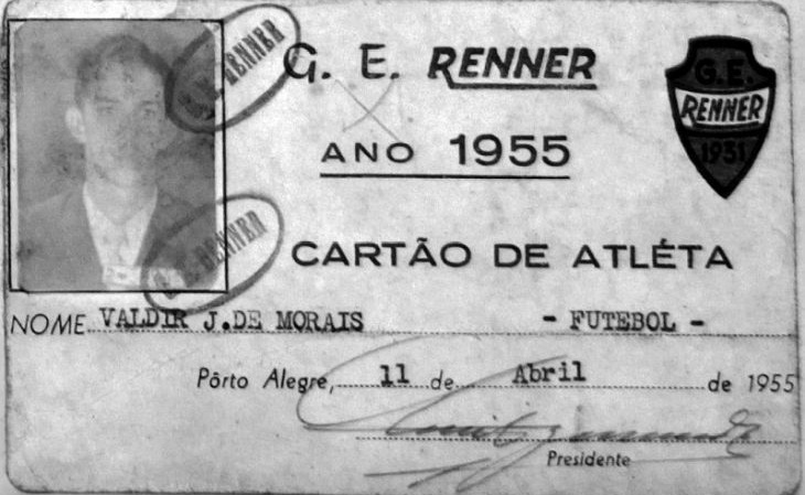 Valdir de Moraes, ídolo do Palmeiras, defendeu o Renner por mais de uma década (Foto: Memorial do Renner)