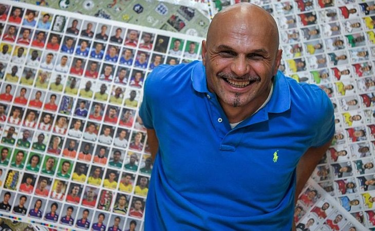 Gianni Bellini mantém contato diariamente com 300 colecionadores (Foto: AFP)