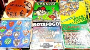 O Quintino também vende livros e discos de futebol (Foto: Divulgação)