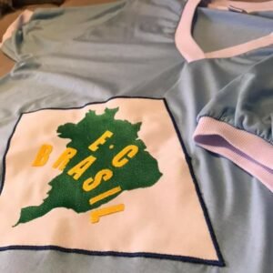 Camisas retrô de times que originaram o Paraná Clube (Foto: Divulgação)