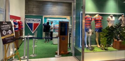 Exposição com itens históricos do Clássico-Rei é aberta no Shopping Benfica