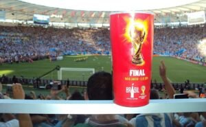 Cláudio e Karla foram a quatro jogos da Copa de 2014, todos no Maracanã (Foto: Acervo pessoal)