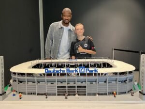 Joe Bryant mantém um canal de Youtube para divulgar seu trabalho (Foto: Divulgação)