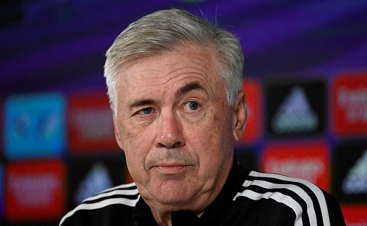 A lista de títulos de Carlo Ancelotti é impressionante (Foto: Reprodução)