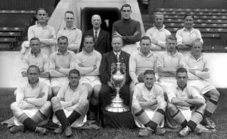 O Manchester City de 1936 foi até hoje o único campeão inglês rebaixado no ano seguinte (Foto: Reprodução)