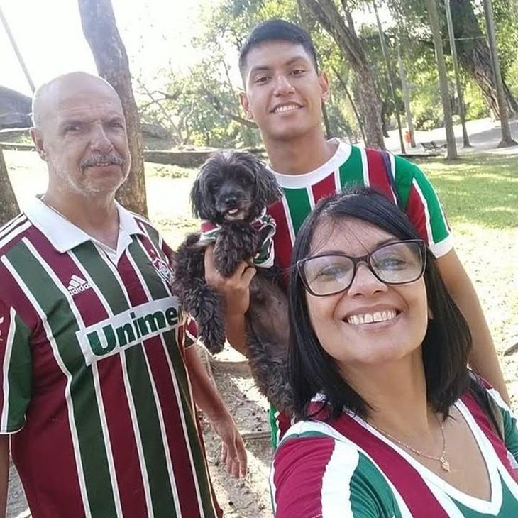 Pretinha é integrante de uma família tricolor de Duque de Caxias (RJ) (Foto: Acervo pessoal)