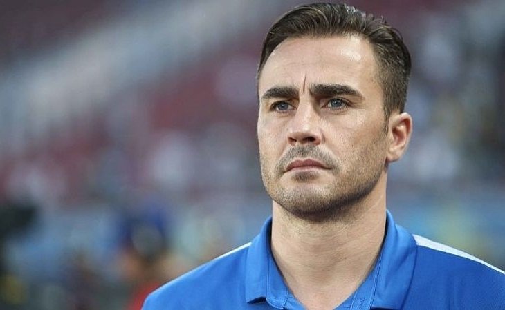Cannavaro jogou em clubes europeus de prestígio e foi capitão da Itália (Foto: Reprodução)