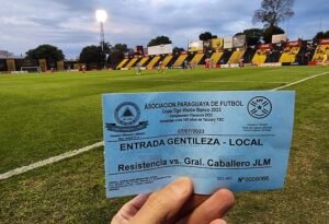 Novos ingressos adicionados à coleção do Caçadores de Estádios (Foto: Acervo pessoal)