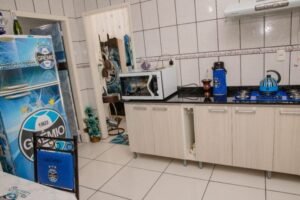 A casa de Mercedes Cerutti tem 100 m2, sendo temática por dentro e por fora (Foto: Acervo pessoal)