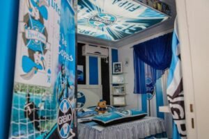 A casa de Mercedes Cerutti tem 100 m2, sendo temática por dentro e por fora (Foto: Acervo pessoal)