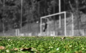 Parcerias de casas de apostas com clubes popularizaram o meio no Brasil (Foto: Reprodução)