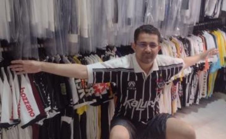 10 relíquias de um colecionador de camisas do Corinthians