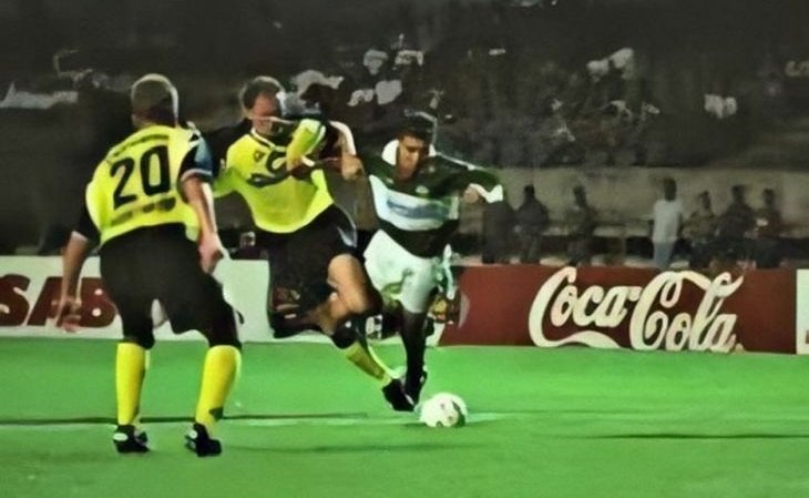O Palmeiras montou um timaço em 1996, capaz de atropelar o Borussia Dortmund (Foto: Reprodução)