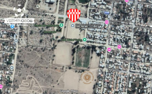 Club San Isidro (no alto) x Club Michel Torino (embaixo) estão separados por uma rua (Foto: Google Maps)