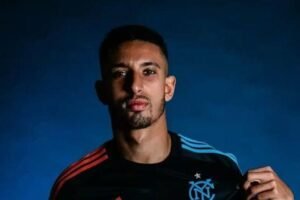 Recursos especializados, como o MightyTips PT, apresentam análises detalhadas e revisões informativas (Foto: Reprodução)